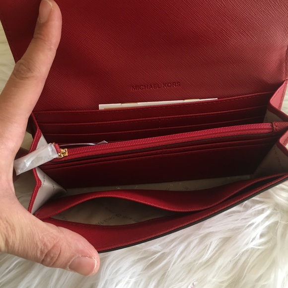 Firm✨Michael Kors large carryall all wallet clutch - Picture 6 of 7